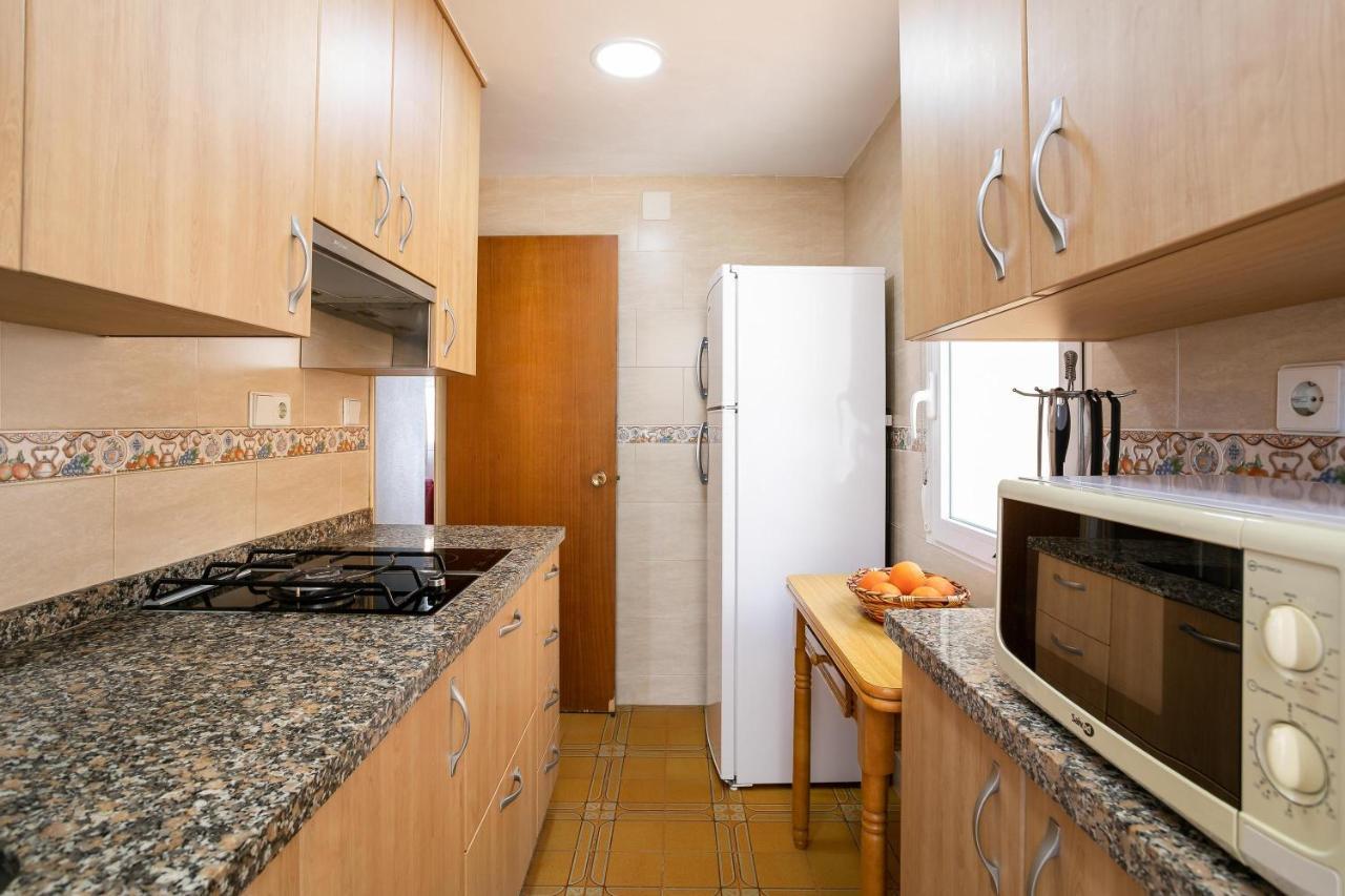 Apartment With Stunning Sea Views 산타 폴라 외부 사진