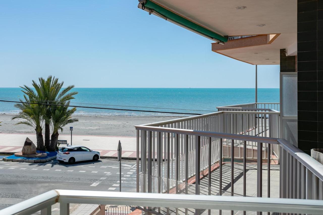 Apartment With Stunning Sea Views 산타 폴라 외부 사진