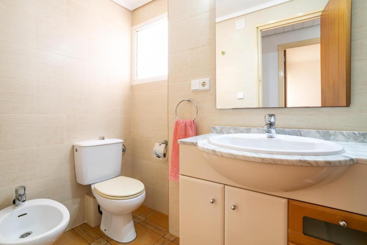 Apartment With Stunning Sea Views 산타 폴라 외부 사진